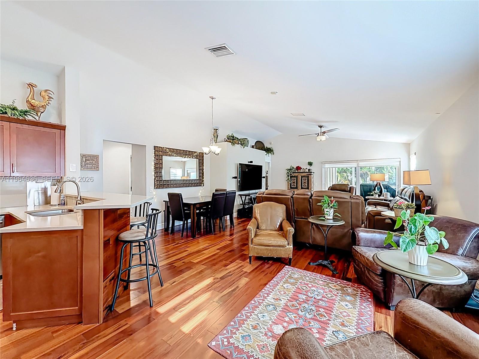 SECTORS 3 & 4 BOUNDARY PL - Residential