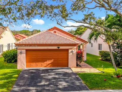 Photo of 1536 Presidio Dr, Weston, FL 33327 (MLS # A11964636)