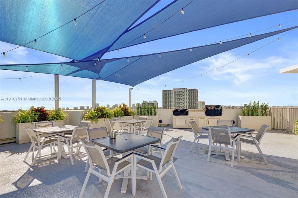 RADIUS CONDO - Residential