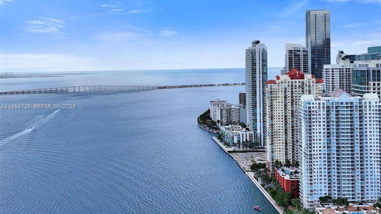 THE MARK ON BRICKELL - Residential
