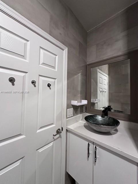 MARTINIQUE NO 2 CONDO - Residential Lease