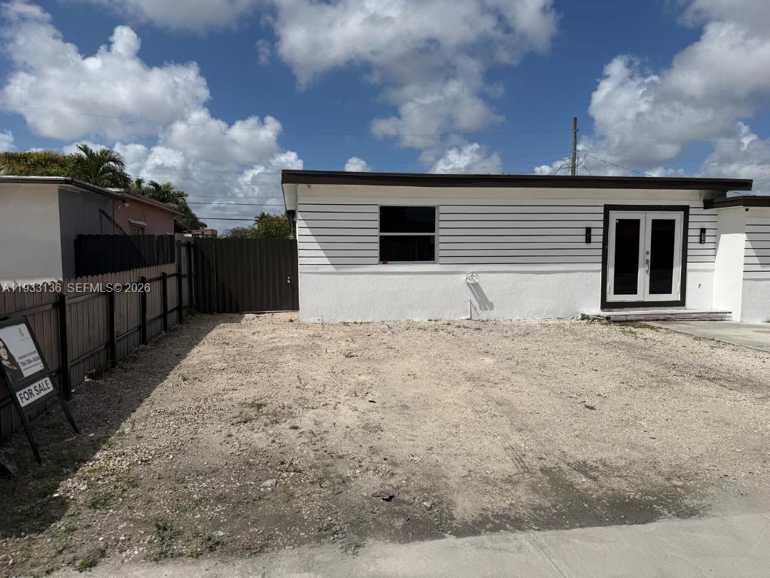 INGLESIDE PARK 1ST ADDN - Residential Income