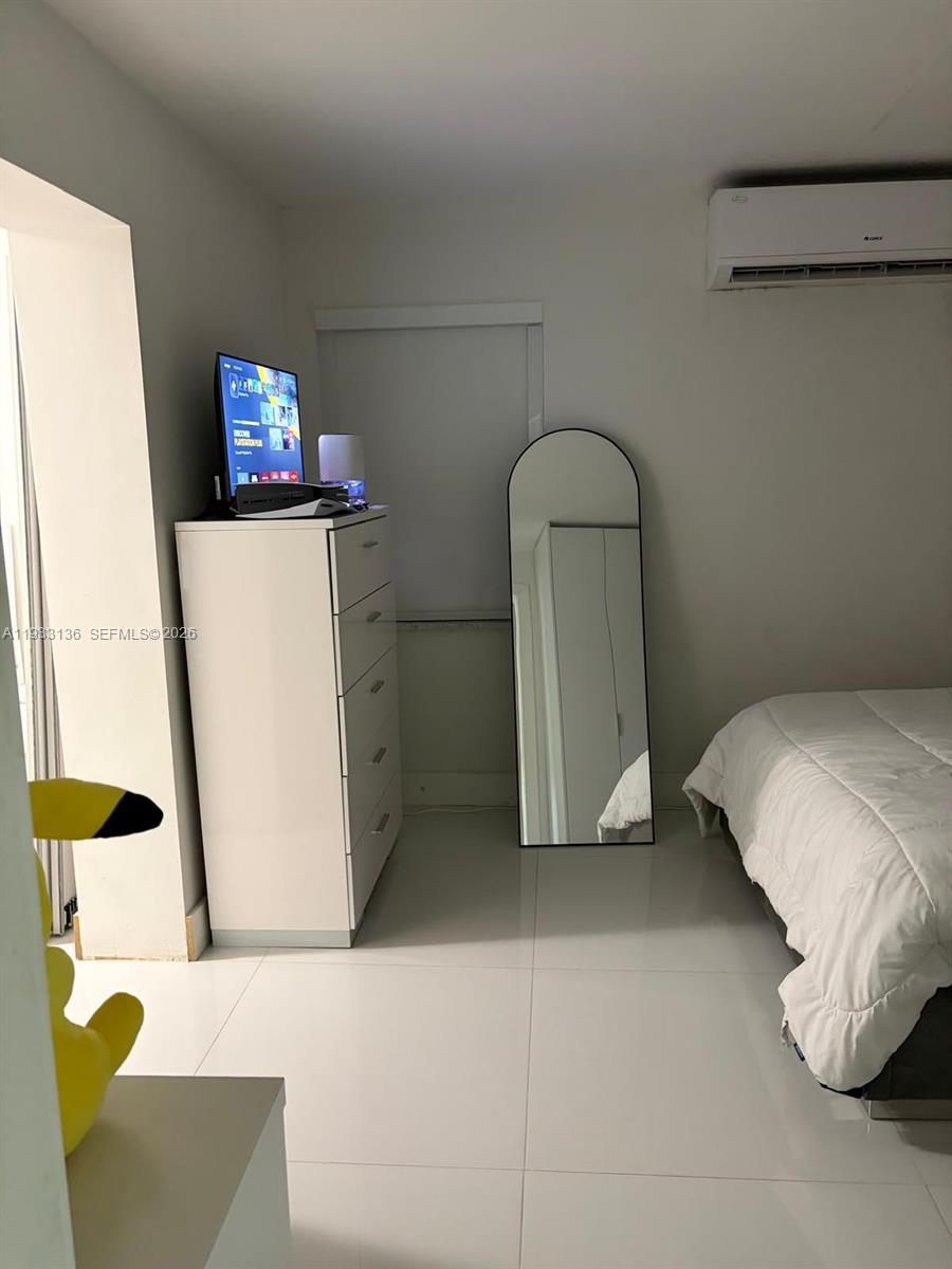 INGLESIDE PARK 1ST ADDN - Residential Income