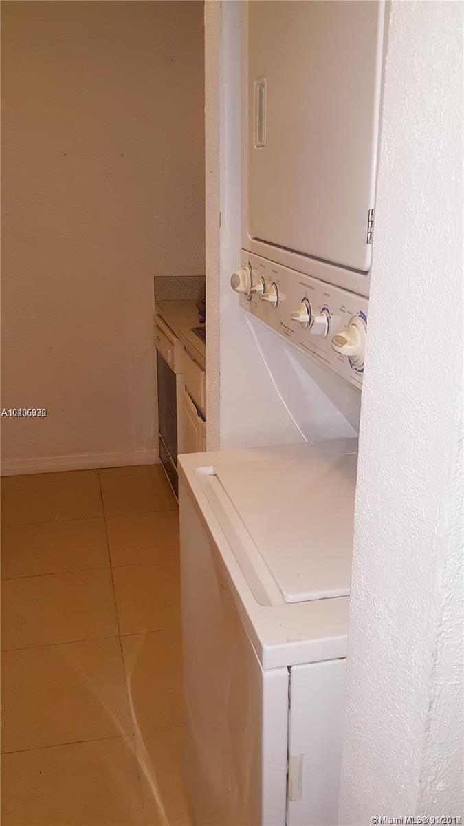 COUNTRY GARDENS CONDO - Residential Lease