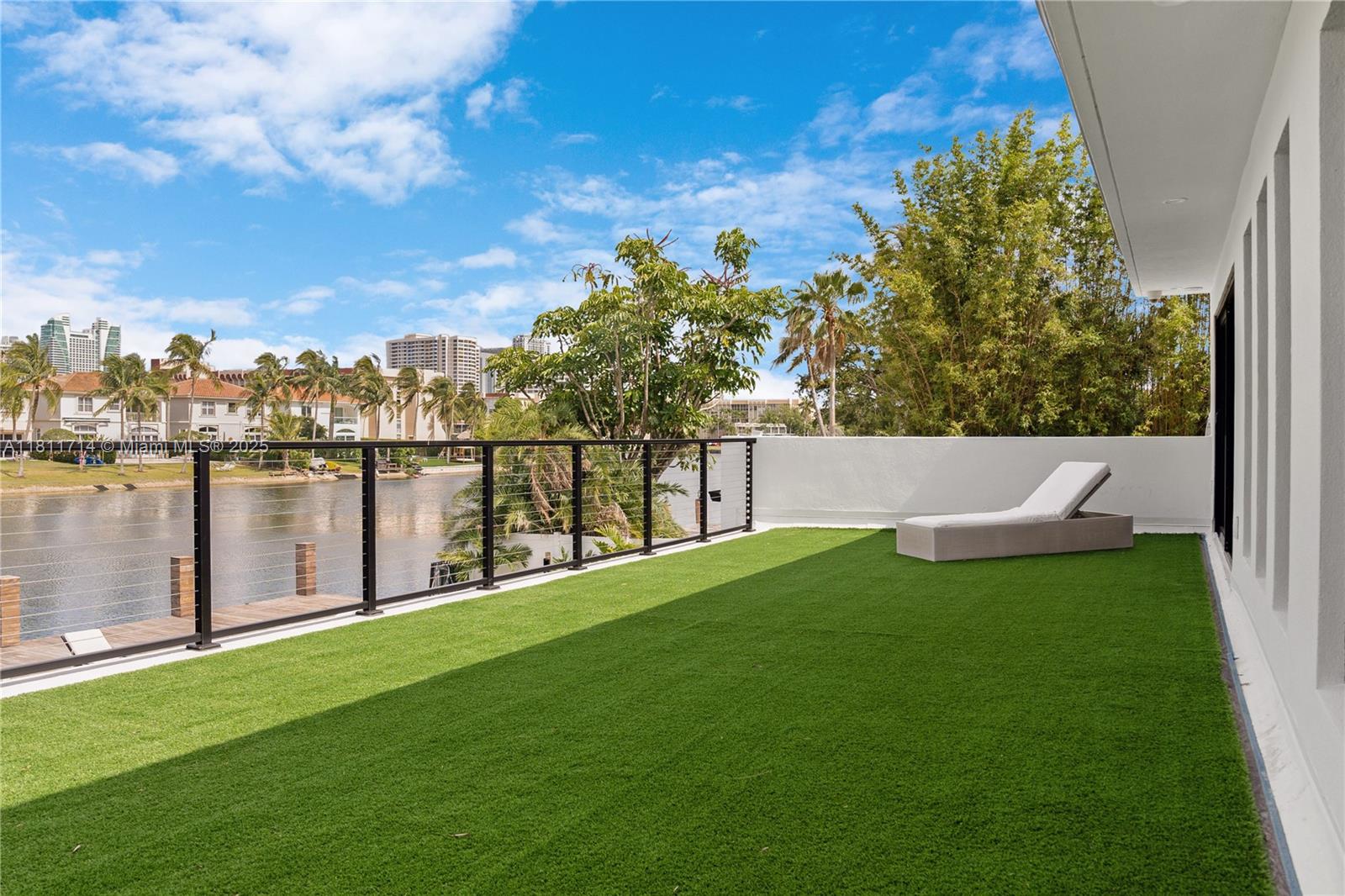 DIPLOMAT GOLF ESTATES ADD - Residential
