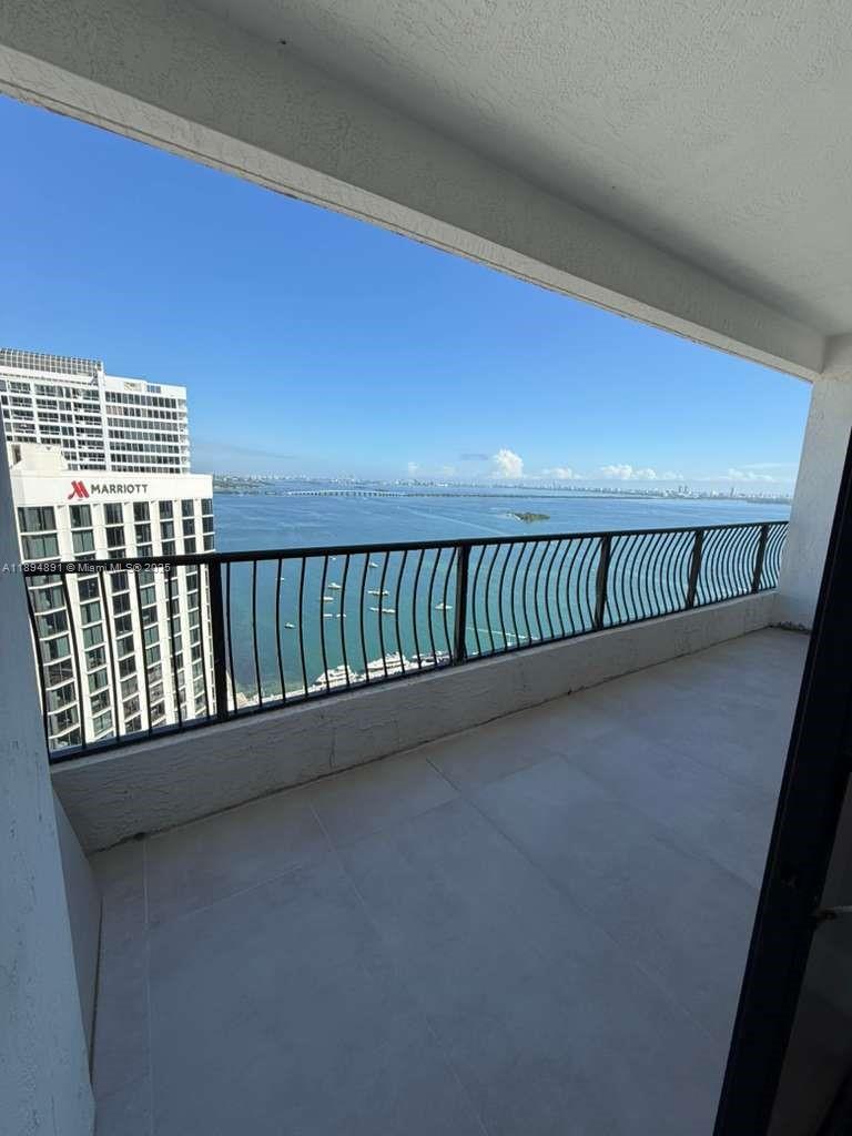 VENETIA CONDO - Residential Lease