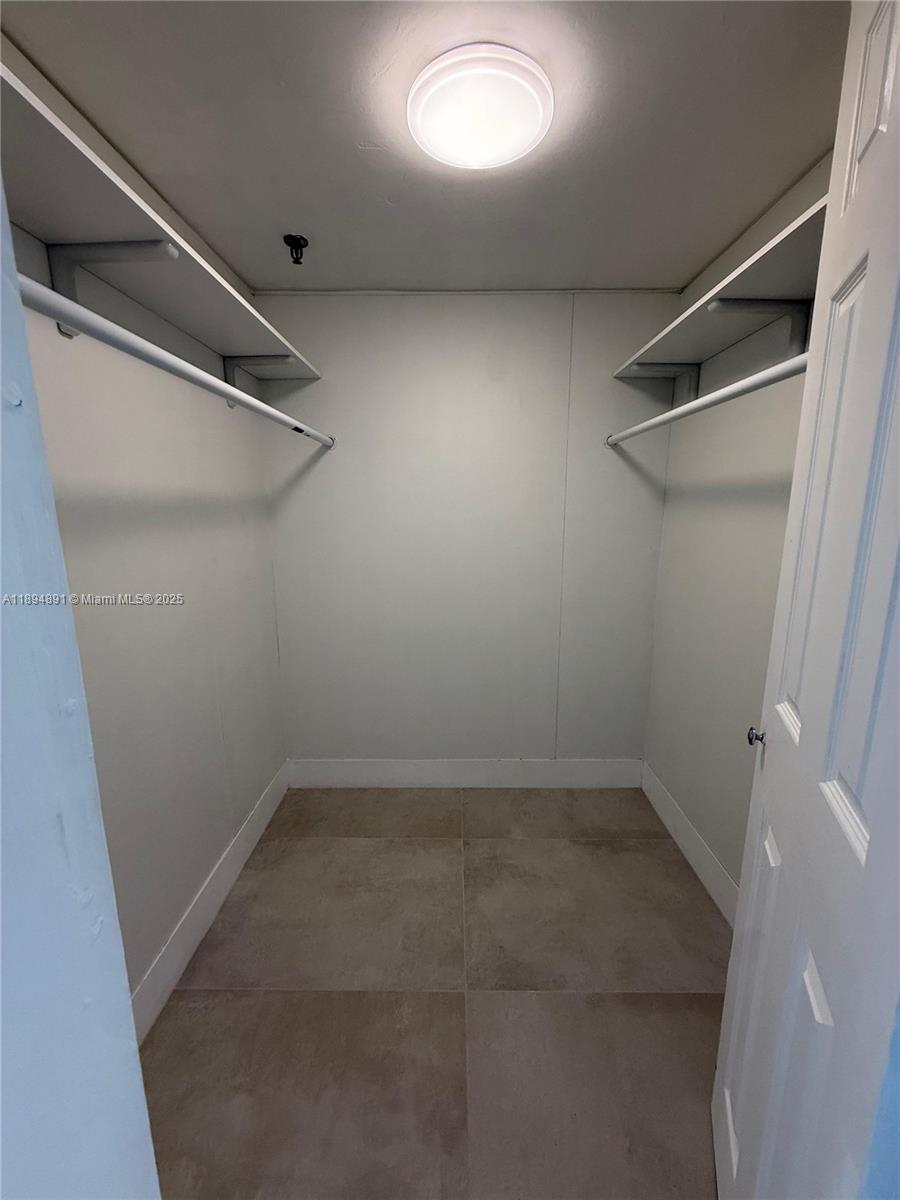 VENETIA CONDO - Residential Lease