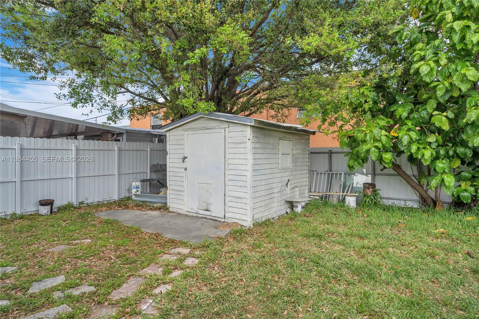 HIALEAH 9TH ADDN - Residential