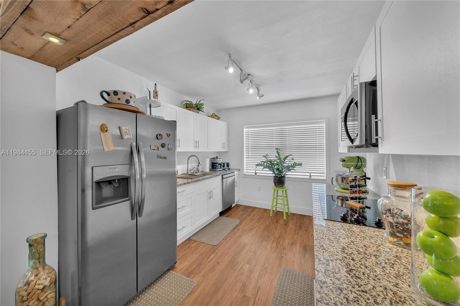 HIALEAH 9TH ADDN - Residential