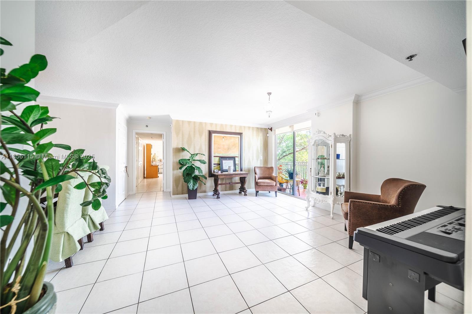 MARBELLA CONDO - Residential