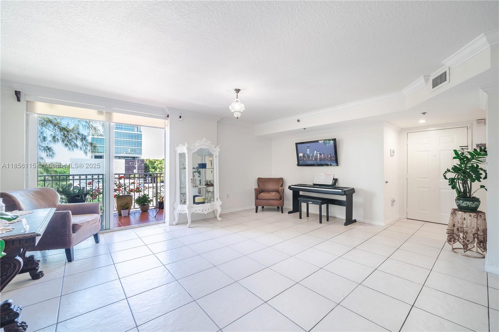 MARBELLA CONDO - Residential