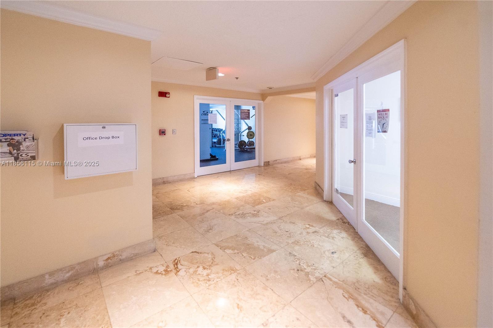 MARBELLA CONDO - Residential