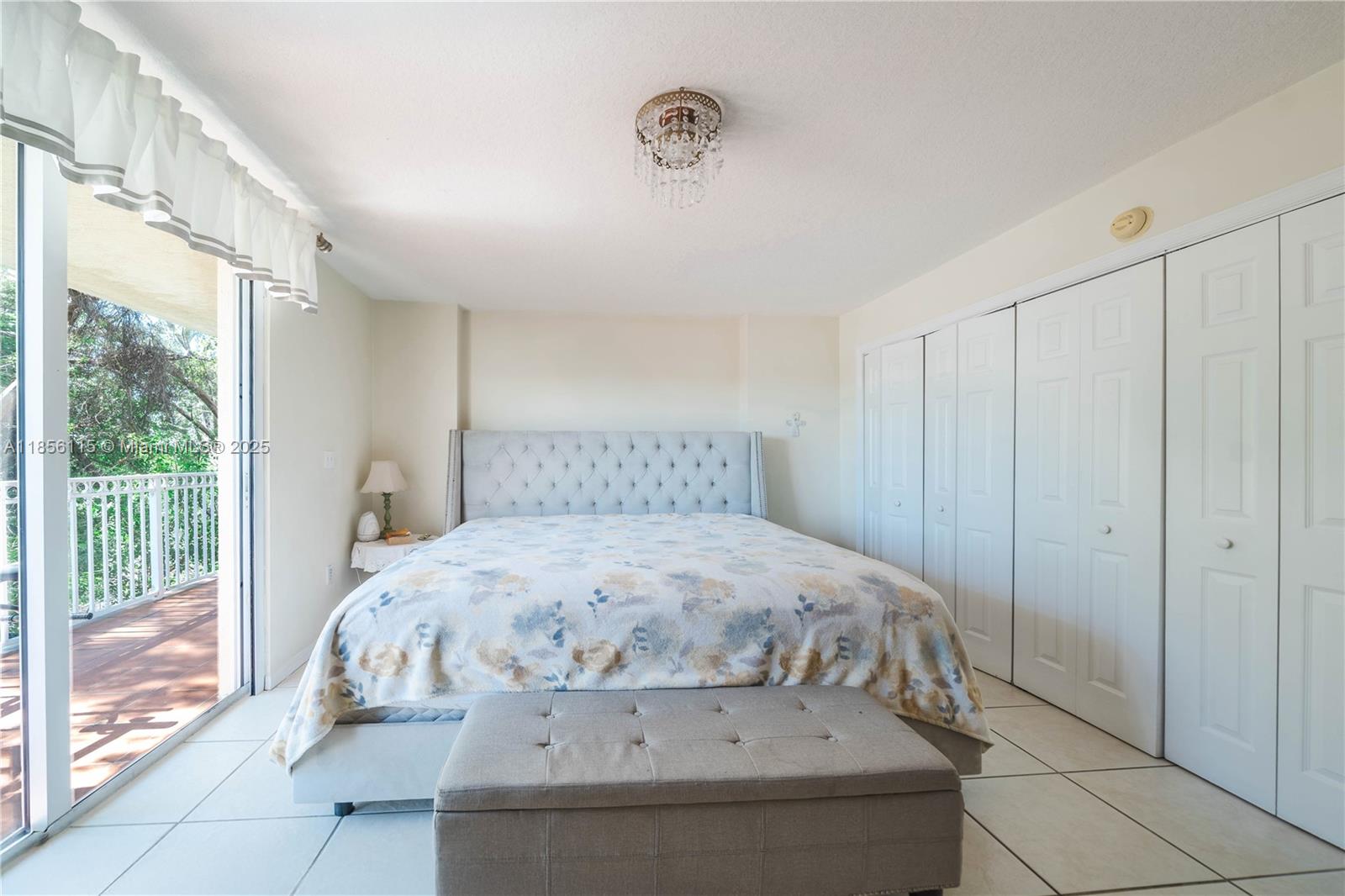 MARBELLA CONDO - Residential