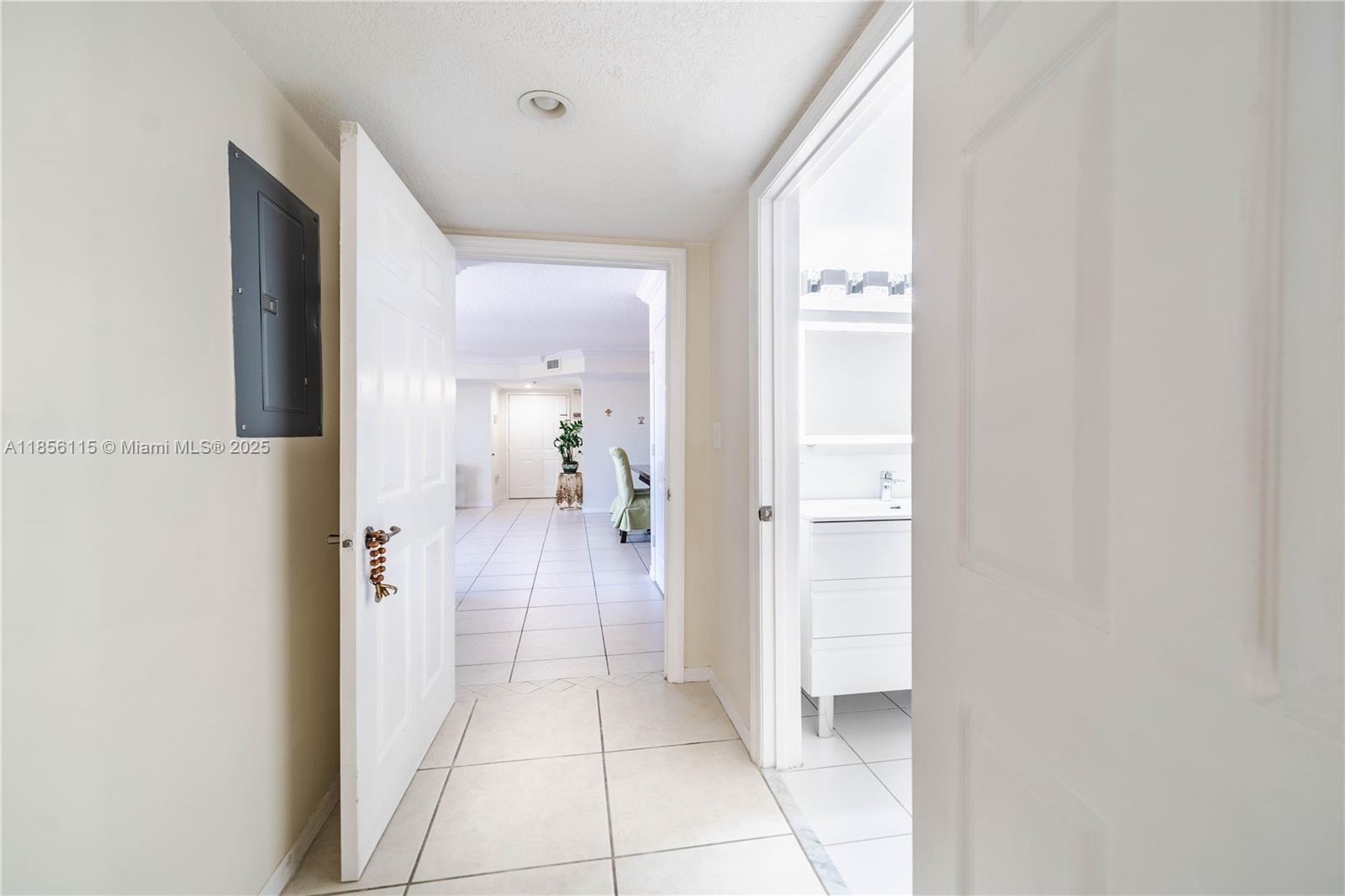 MARBELLA CONDO - Residential