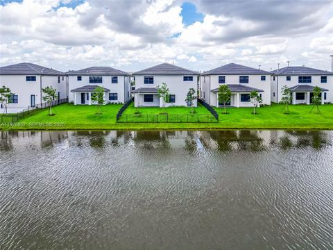 4276 SW 173rd Ave Miramar FL 33029