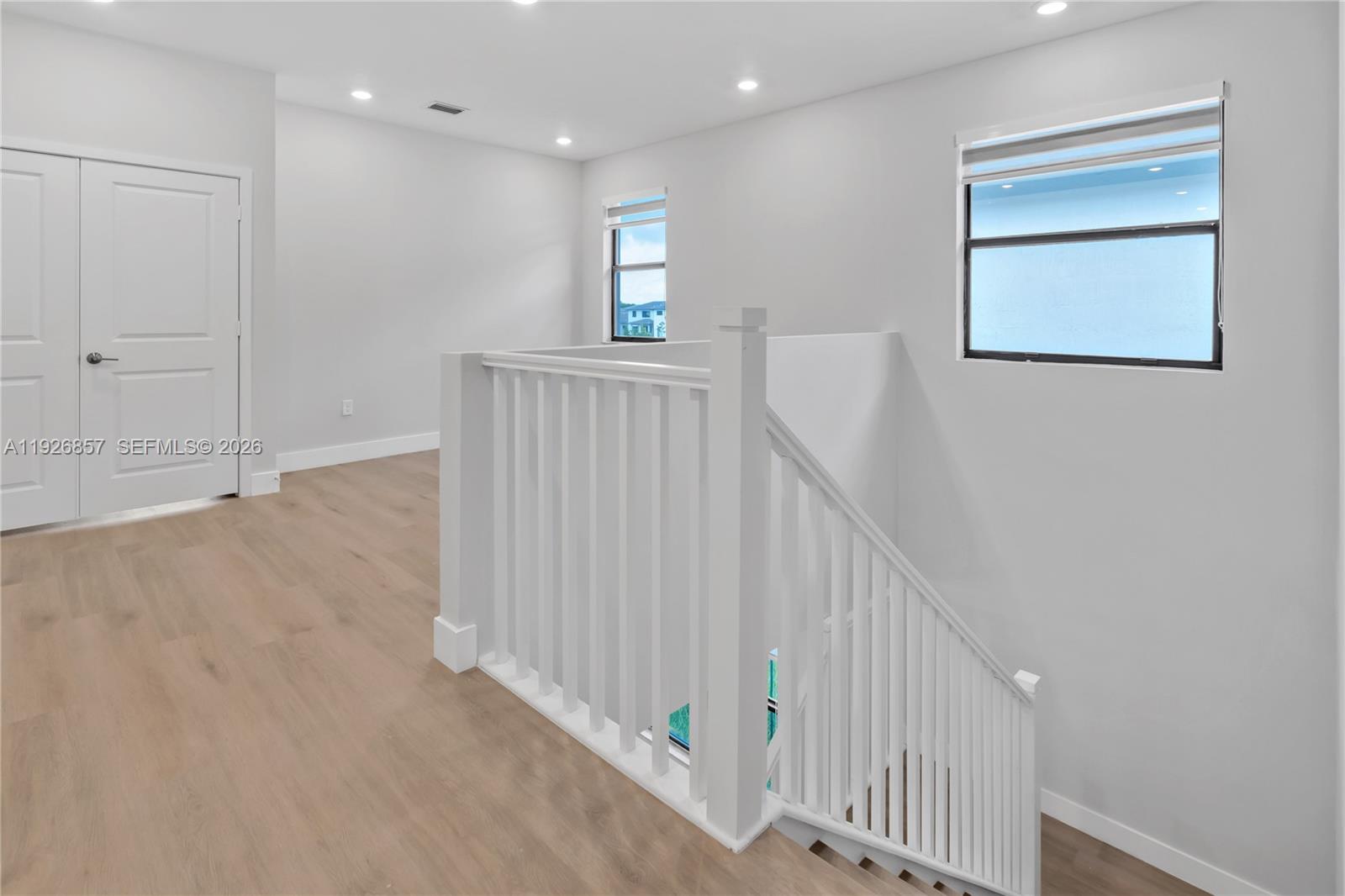 TUSCAN ISLES - Residential