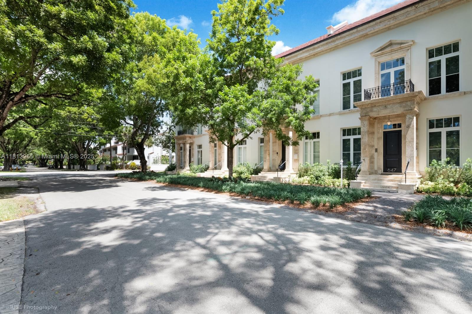 ALMERIA REPLAT - Residential