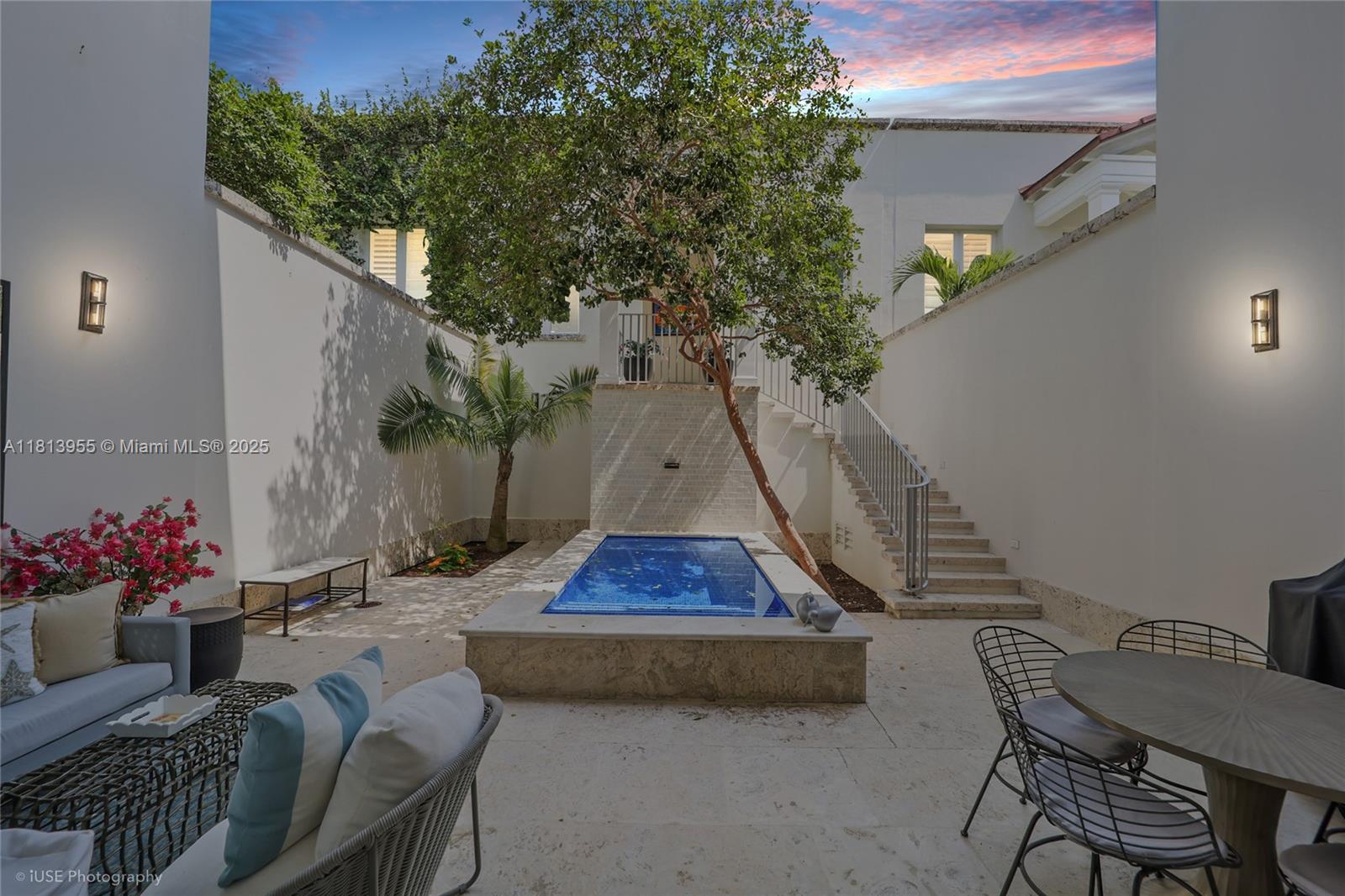 ALMERIA REPLAT - Residential