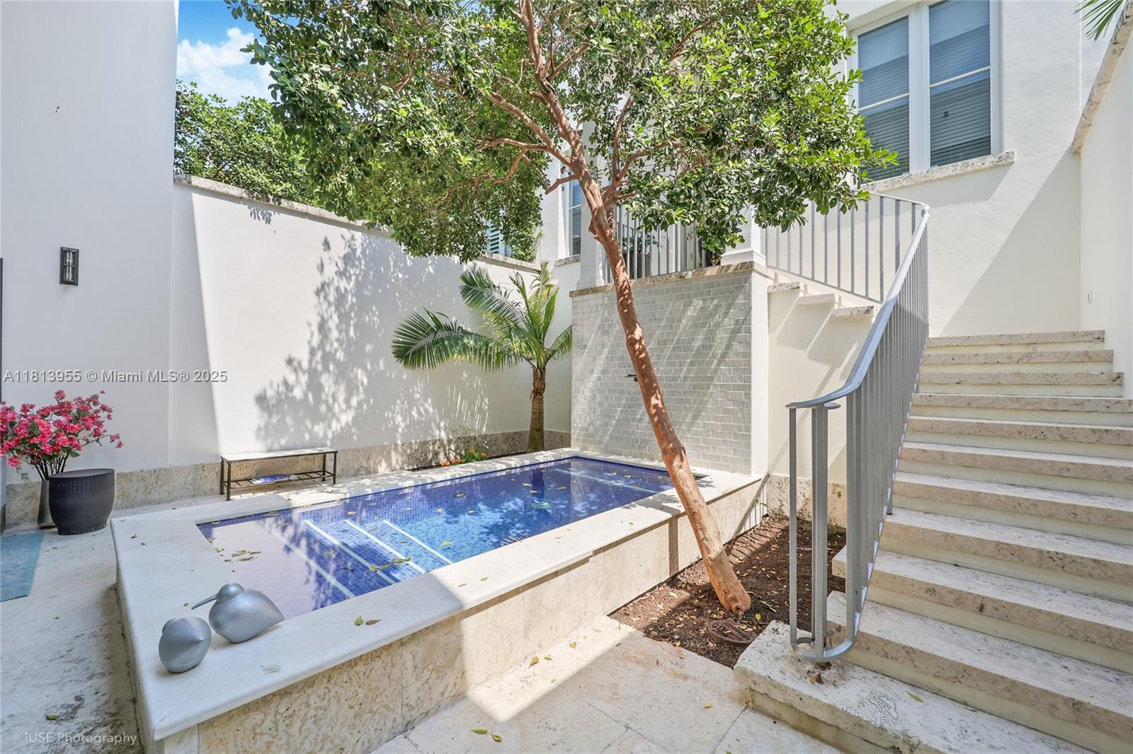 ALMERIA REPLAT - Residential