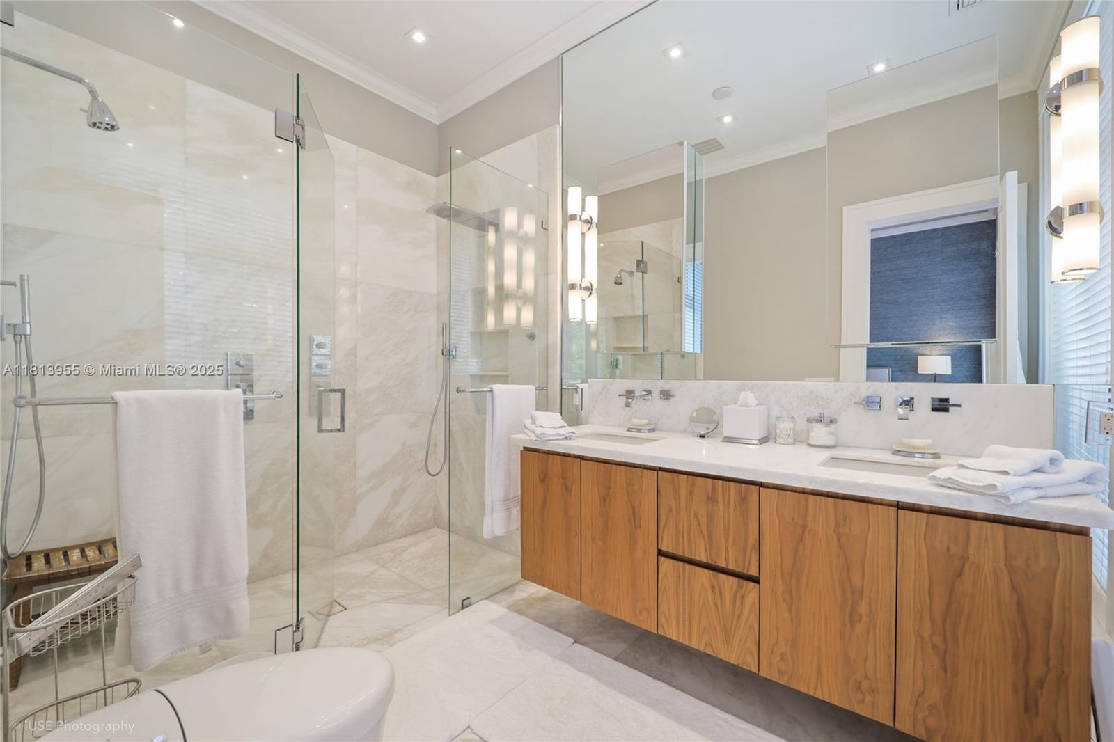 ALMERIA REPLAT - Residential