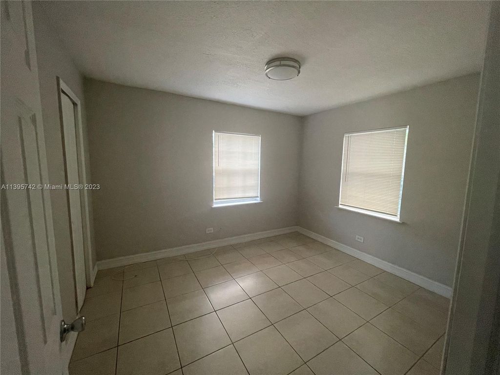Photo of 2821 NW 12th Ct #1, Fort Lauderdale, FL 33311 (MLS # A11395742)