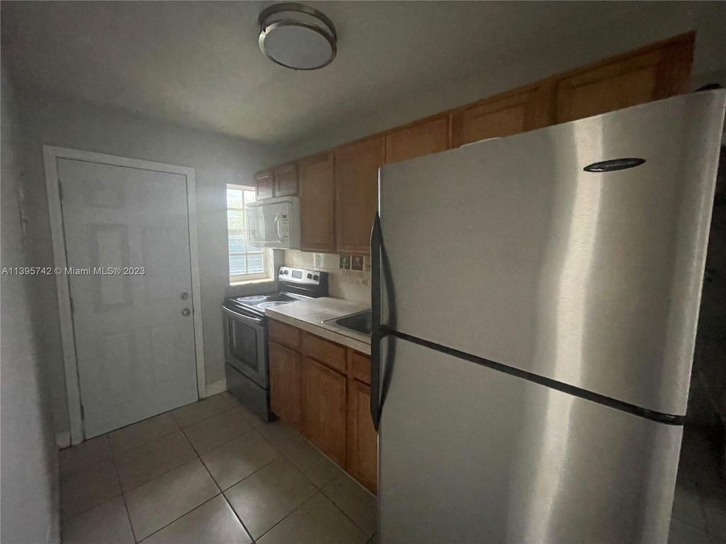 Photo of 2821 NW 12th Ct #1, Fort Lauderdale, FL 33311 (MLS # A11395742)