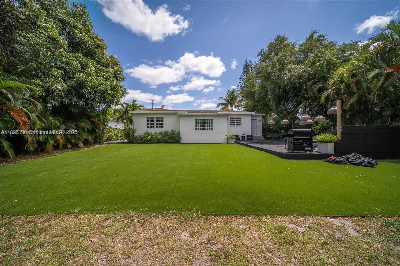 GRIFFING BISCAYNE PK EST - Residential
