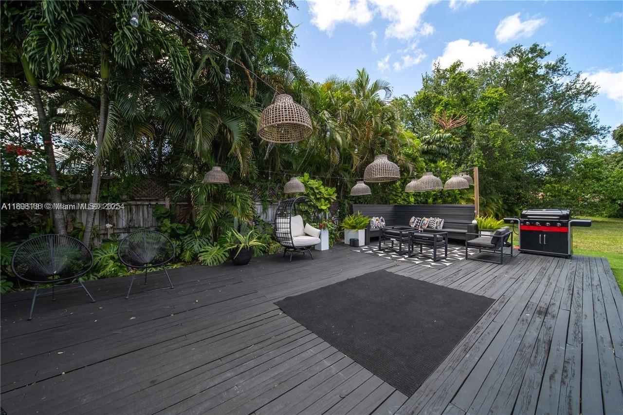 GRIFFING BISCAYNE PK EST - Residential