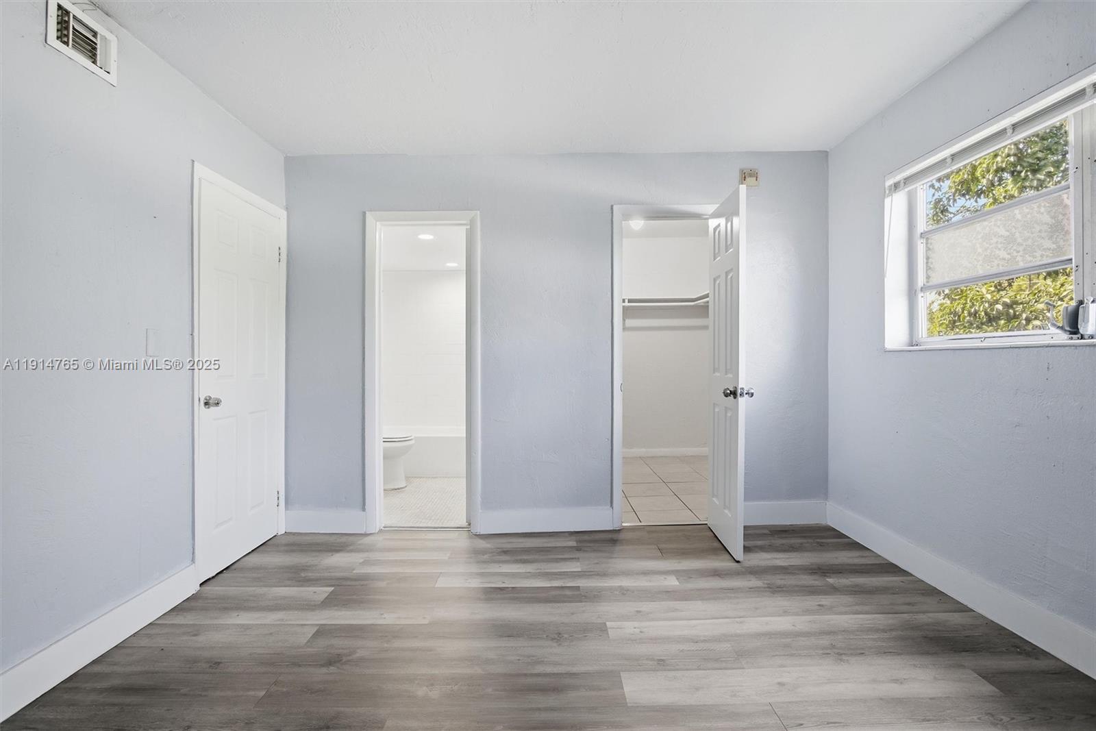 COMMUNITY GARDENS - Residential Lease