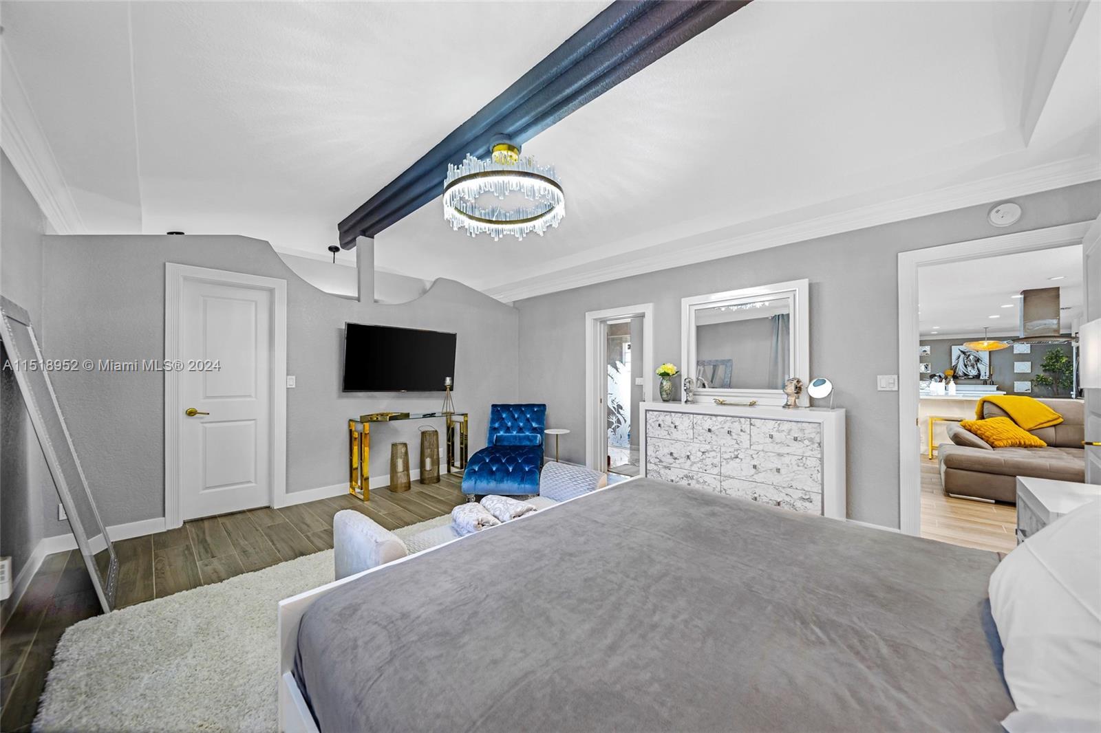 CORAL HIGHLANDS - Residential Lease