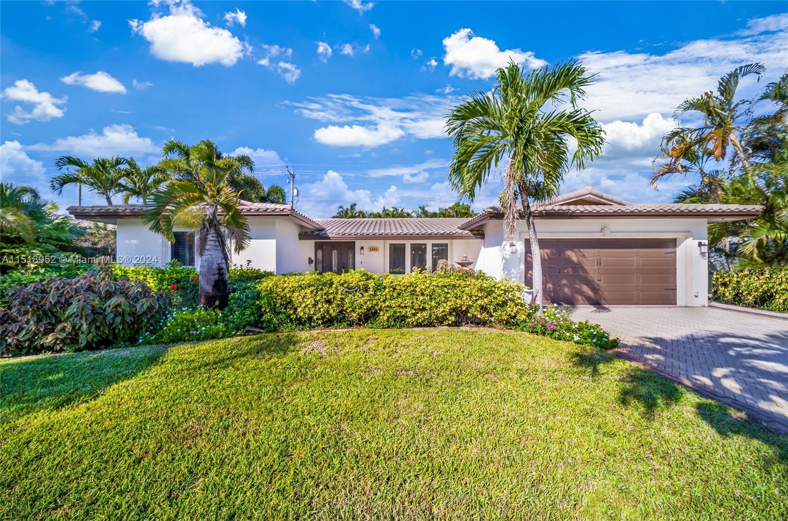 CORAL HIGHLANDS - Residential Lease