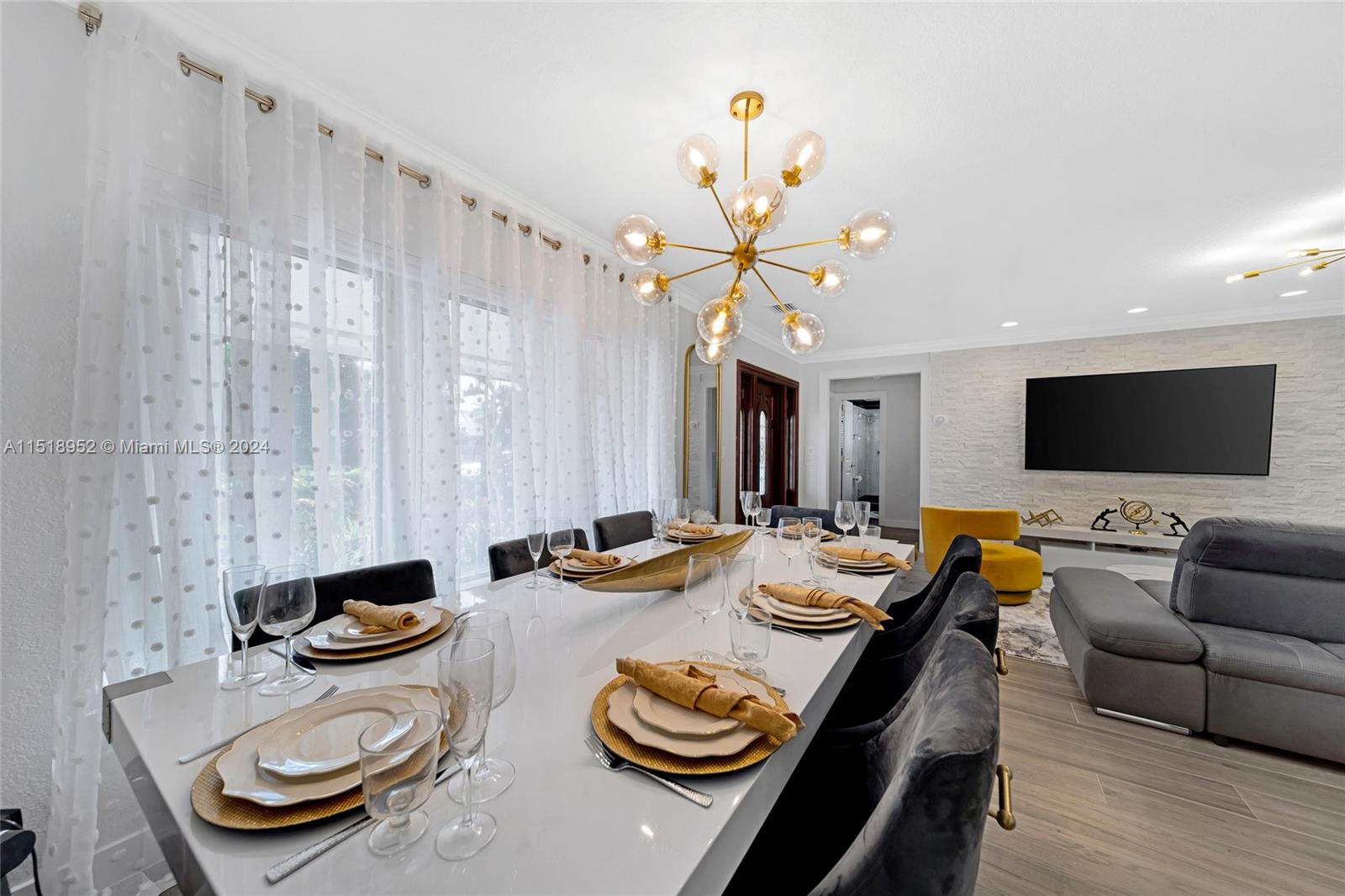 CORAL HIGHLANDS - Residential Lease