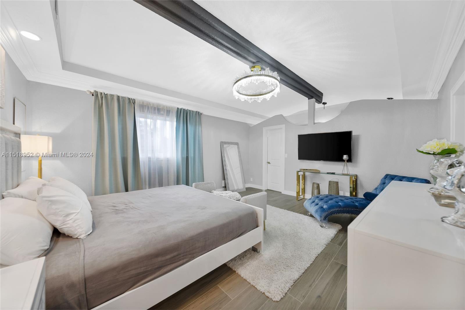 CORAL HIGHLANDS - Residential Lease