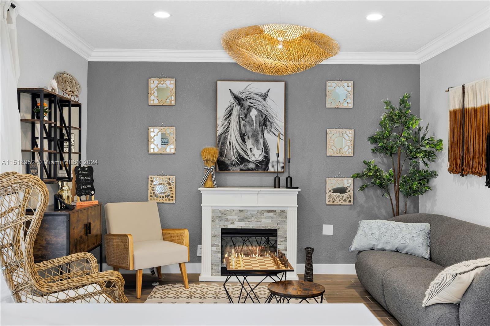 CORAL HIGHLANDS - Residential Lease