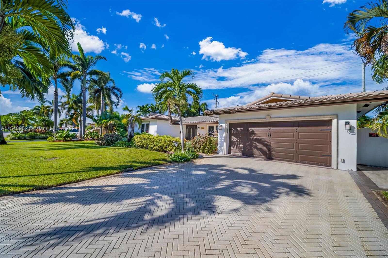 CORAL HIGHLANDS - Residential Lease