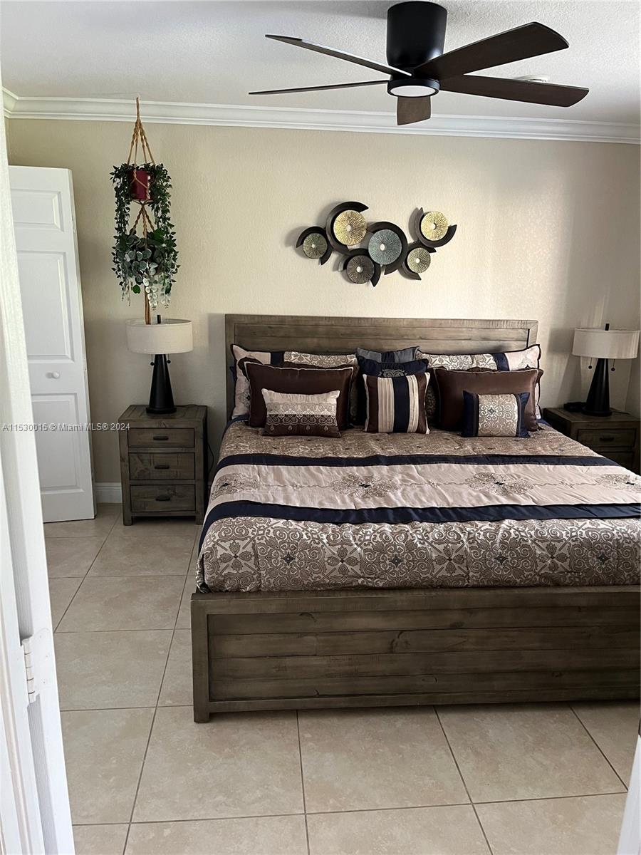 CUTLER LAKES CONDO II - Residential Lease