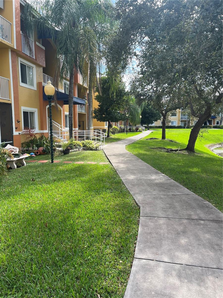 CUTLER LAKES CONDO II - Residential Lease