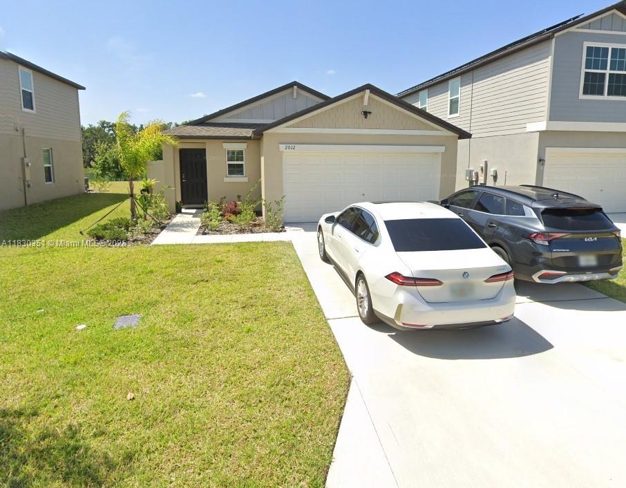 Beautifully designed single-story home featuring a modern open-concept layout where the kitchen, dining area,
and family room flow seamlessly together—perfect for both everyday living and entertaining. This home features 3
spacious bedrooms and 2 bathrooms and it is located in Park East, a thoughtfully planned community in charming
Plant City, FL, residents enjoy convenient access to outdoor recreation at nearby McCall Park, top-rated medical
facilities like BayCare South Florida Baptist Hospital, and exciting entertainment options including Plant City
Stadium.**Utilities Included**