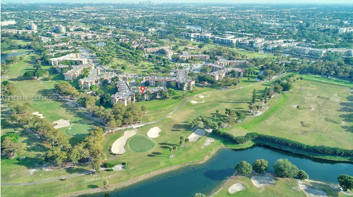 INVERRARY COUNTRY CLUB - Residential