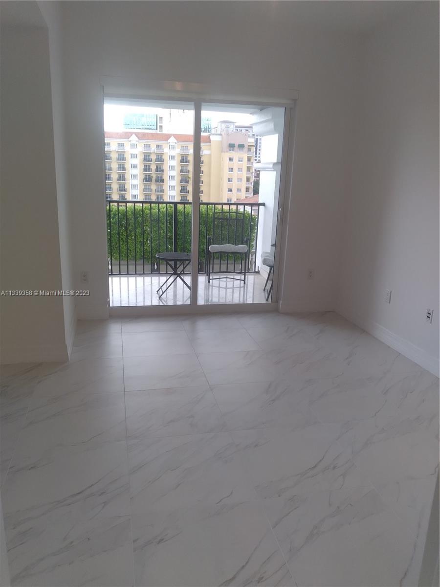 TEN ARAGON CONDO - Residential