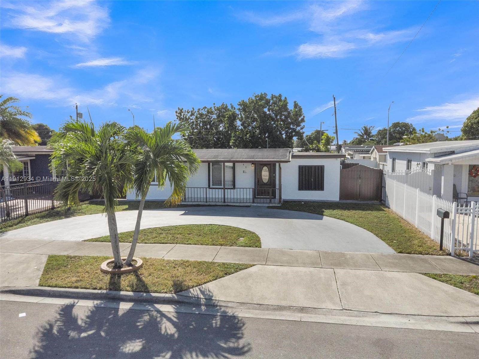 CAROLE ANNE PARK - Residential