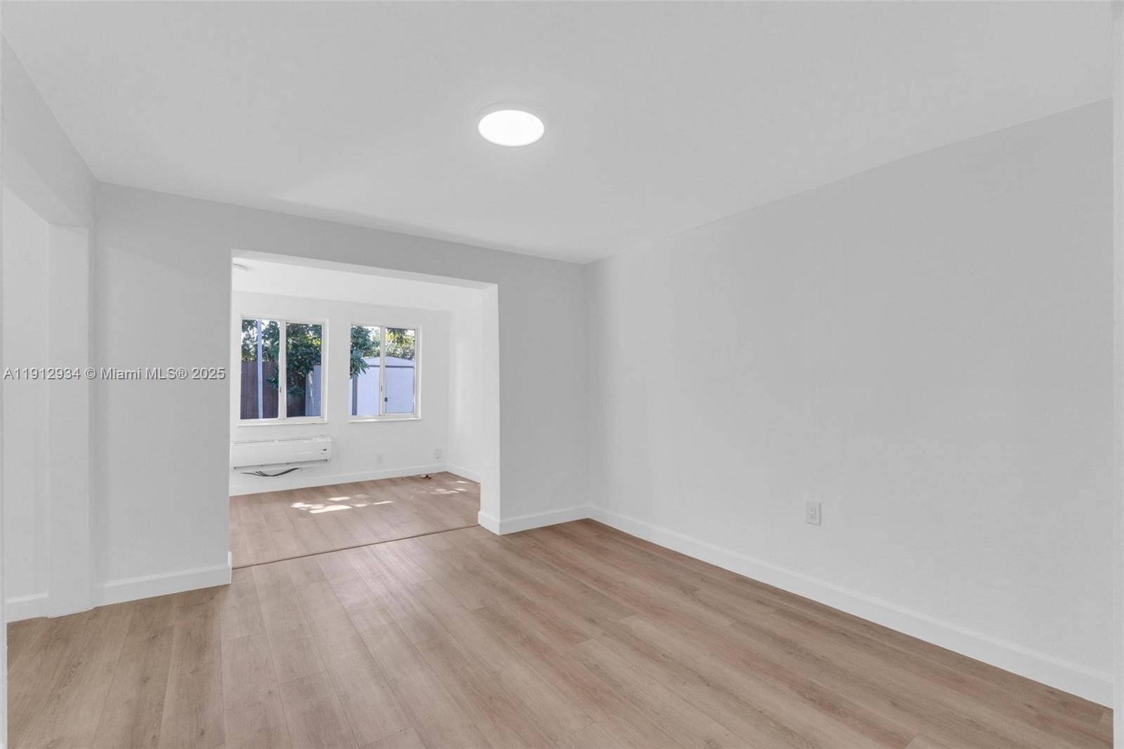 CAROLE ANNE PARK - Residential