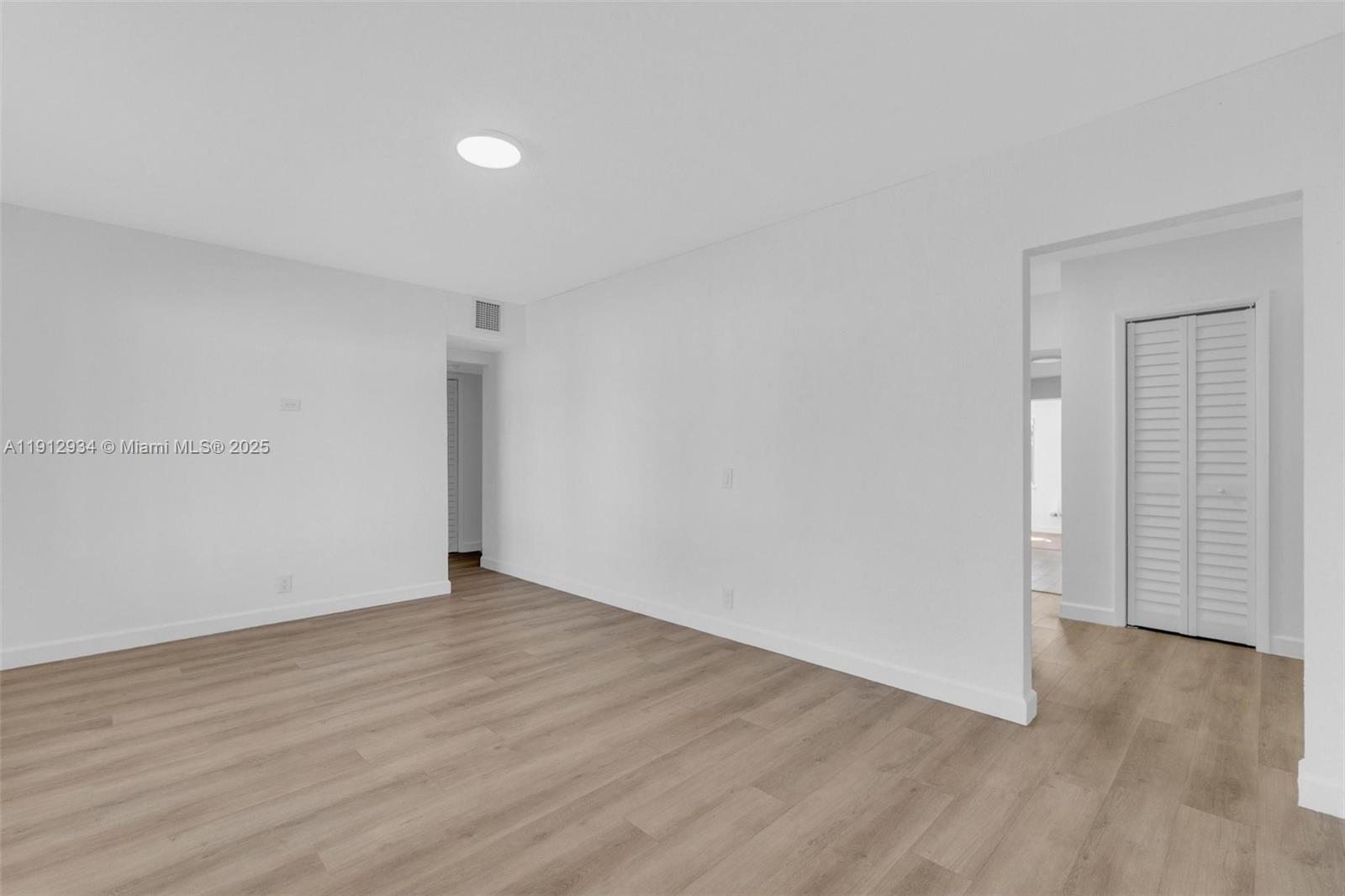 CAROLE ANNE PARK - Residential