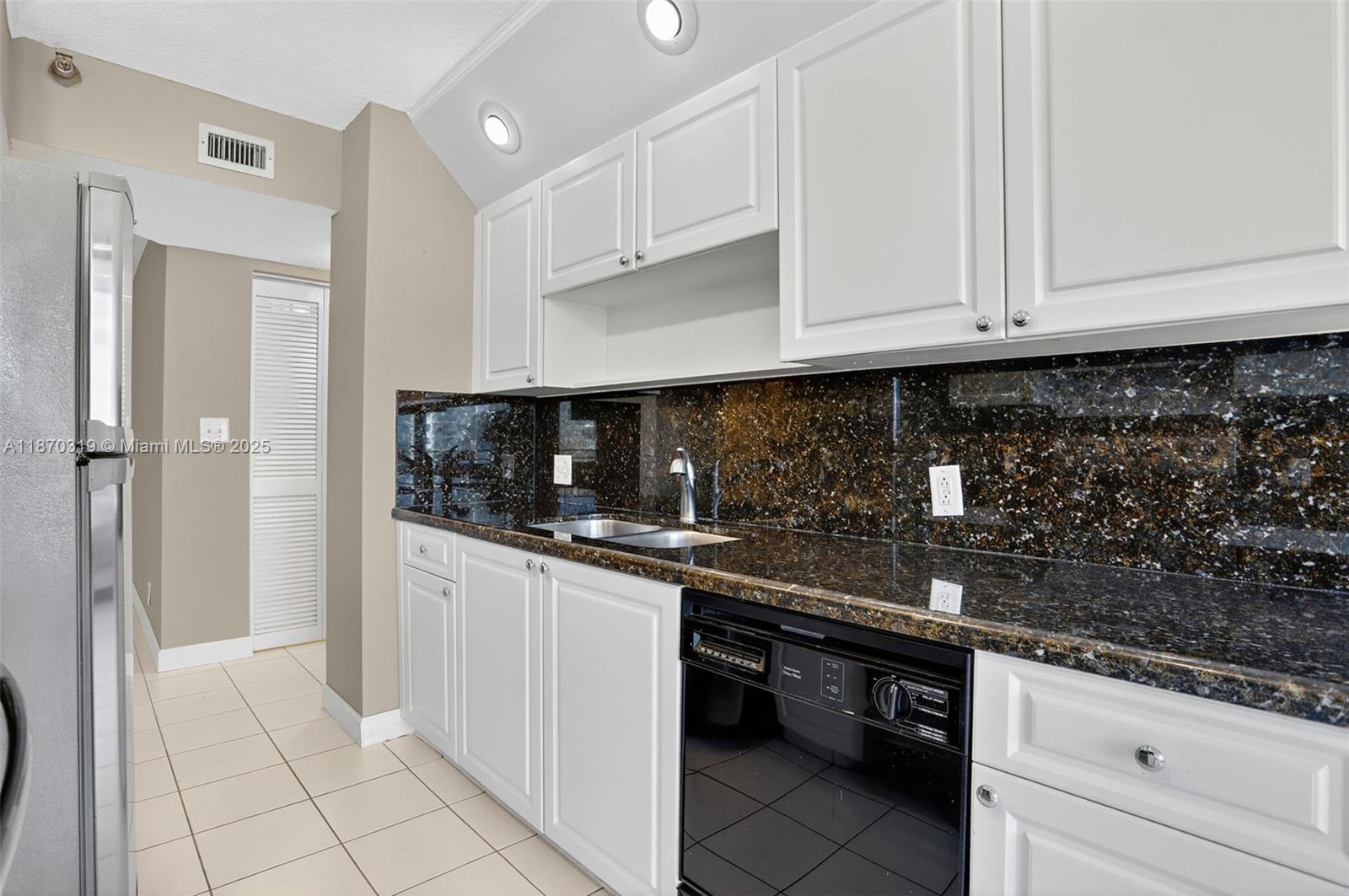 1500 OCEAN CLUB CONDO - Residential