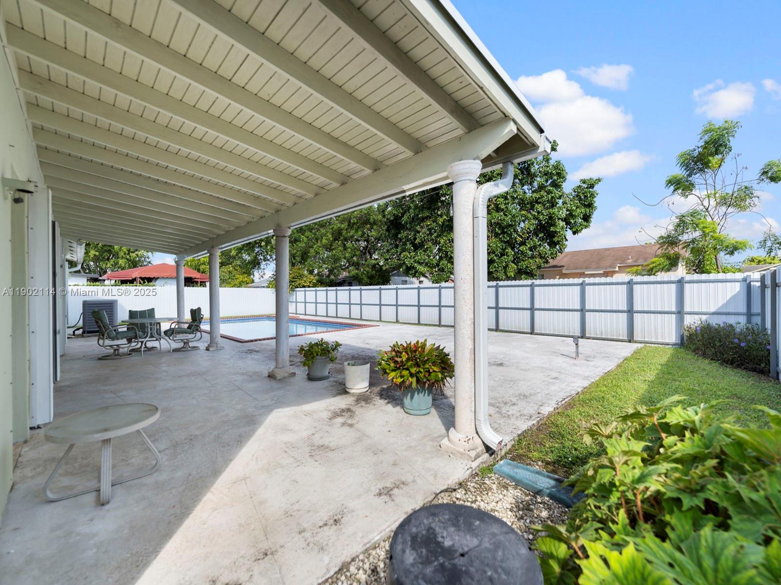 MEADOW WOOD MANOR SEC 3 - Residential