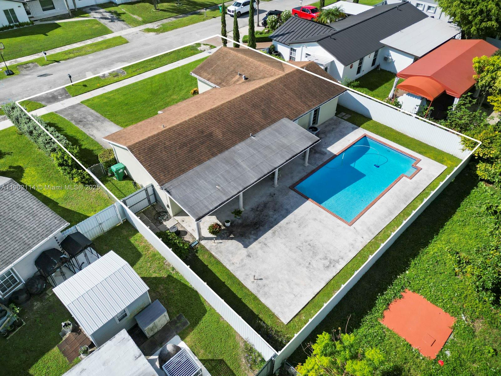 MEADOW WOOD MANOR SEC 3 - Residential
