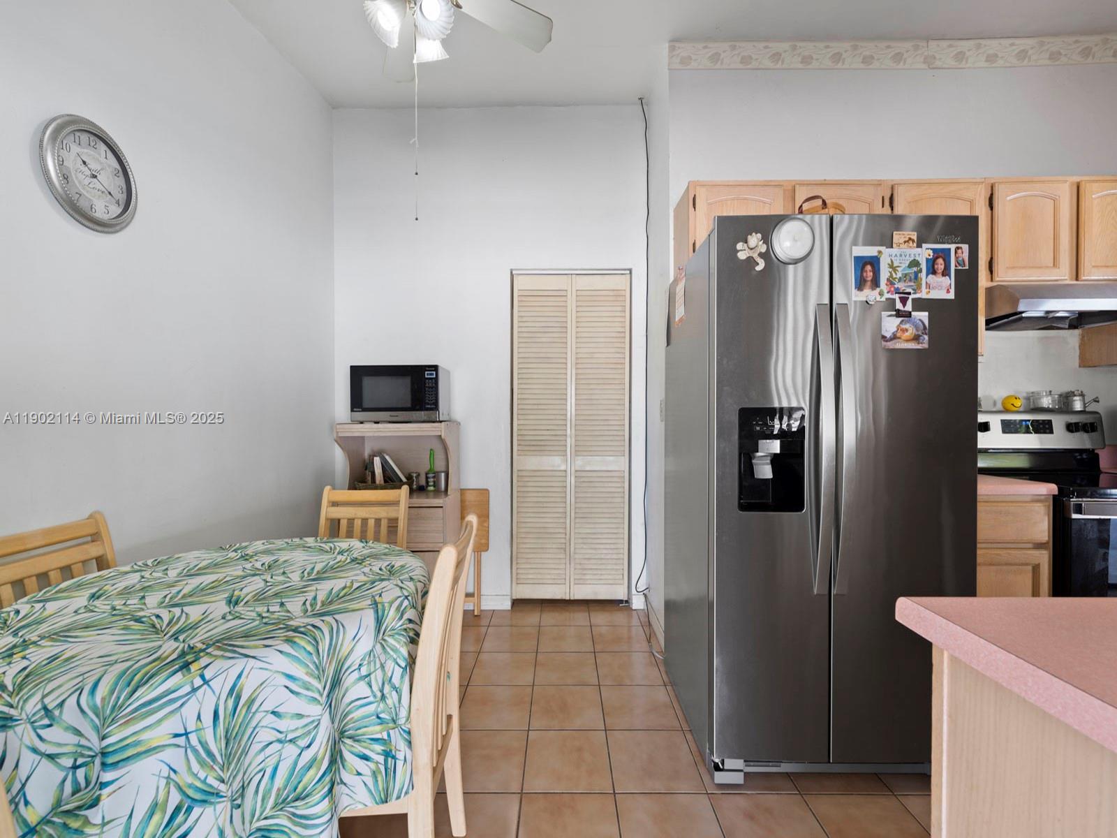 MEADOW WOOD MANOR SEC 3 - Residential