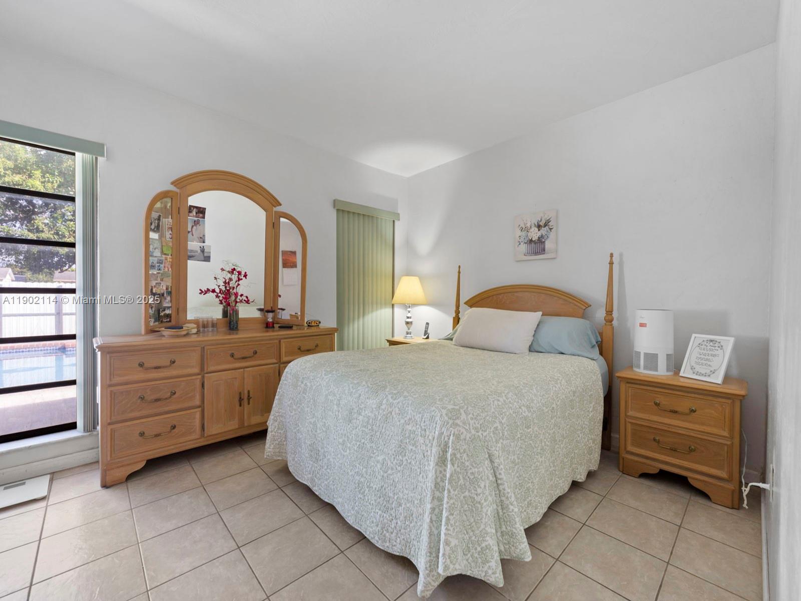 MEADOW WOOD MANOR SEC 3 - Residential