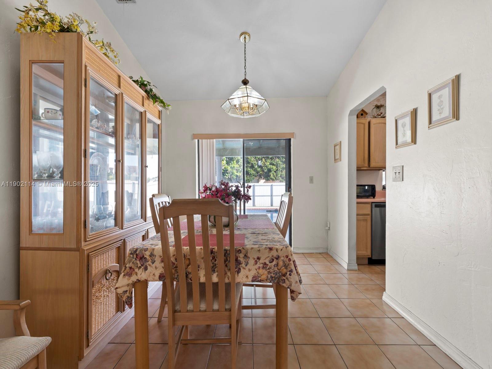 MEADOW WOOD MANOR SEC 3 - Residential