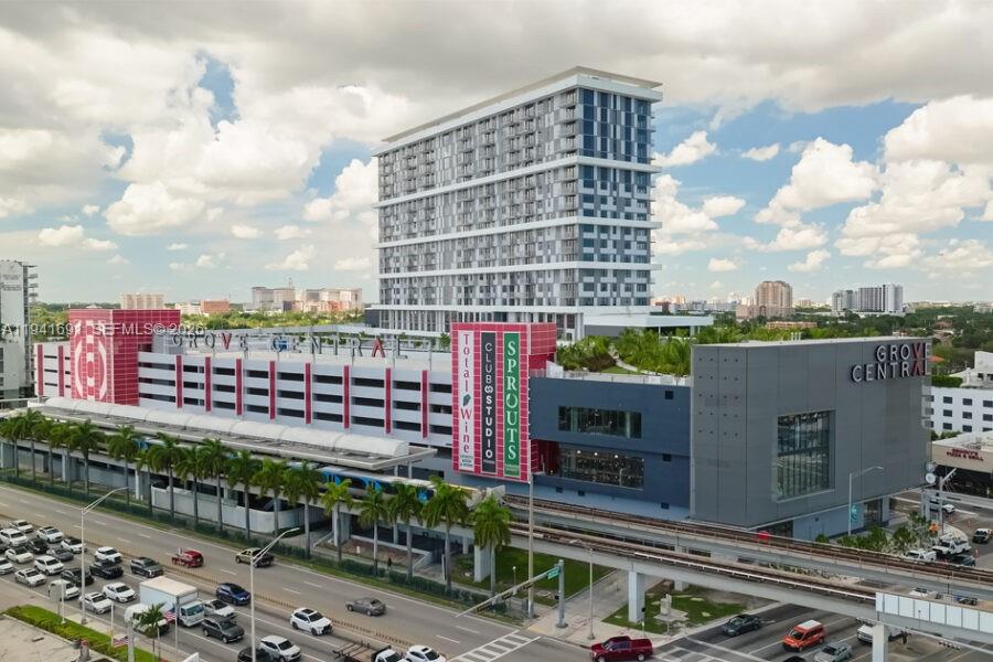 THE PINES - Residential